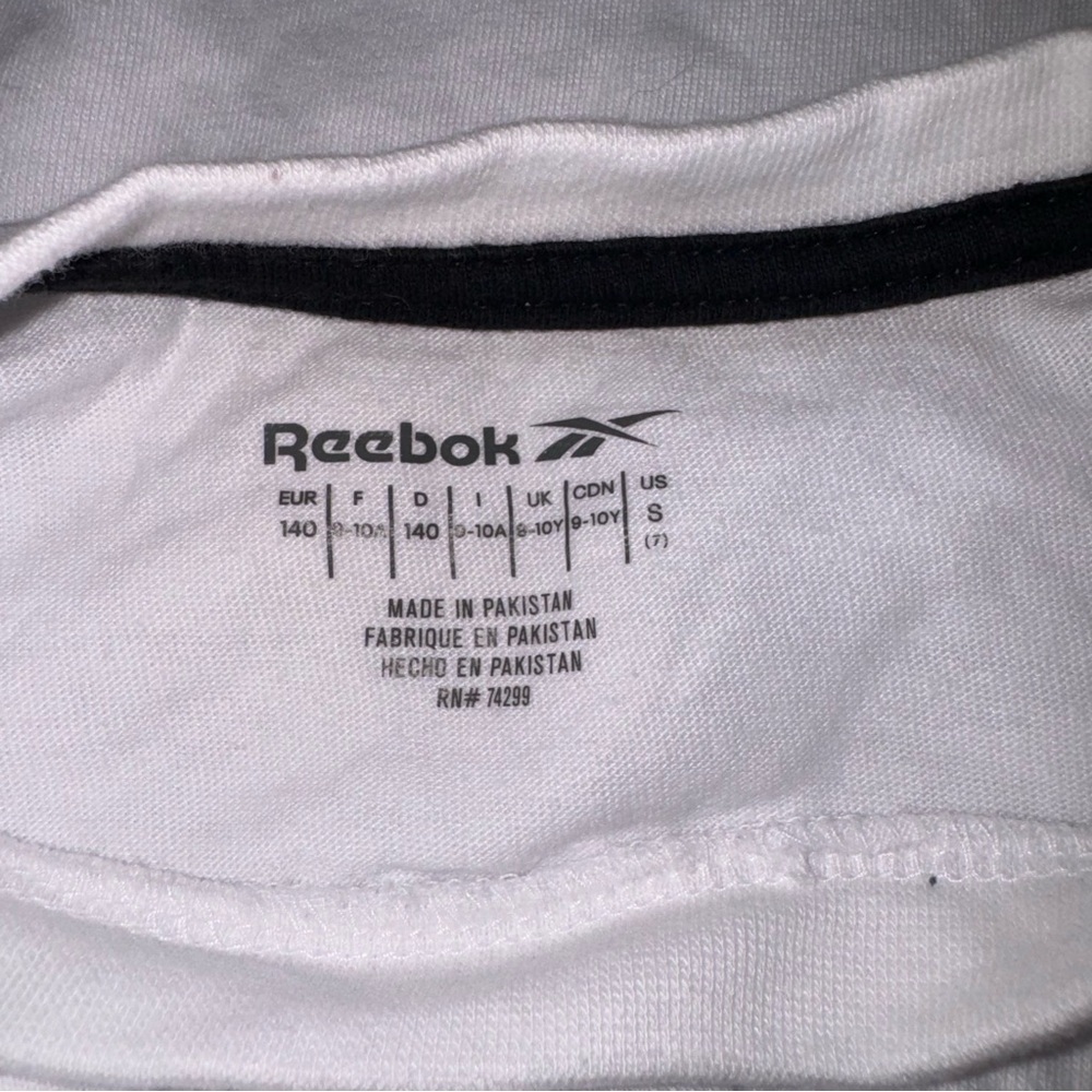 Girls Reebok Tee 💕🪅 - Picture 4 of 4